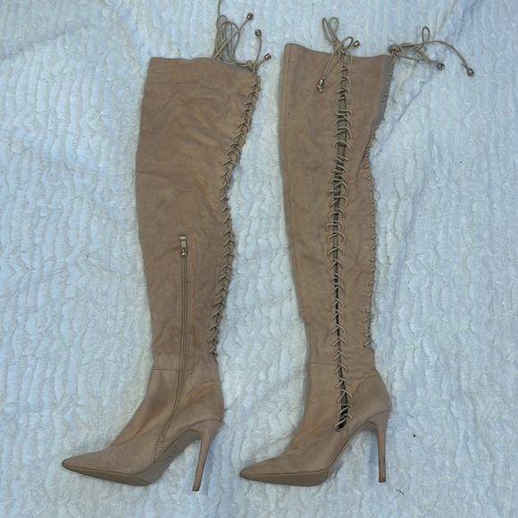 Cape Robbin lace up thigh high cream pointed toe boots women’s size 7 3” heel - Picture 2 of 10